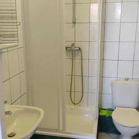 Privatunterkunft Blekit *